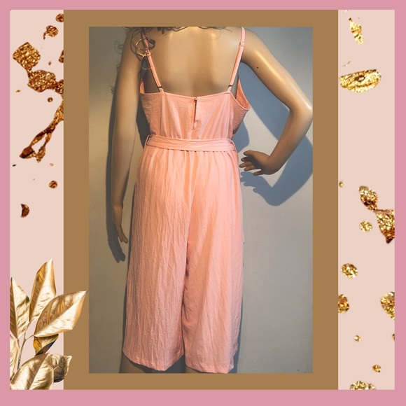 V Neck Wide Leg Capri Belted Jumpsuit NWT - Picture 8 of 8